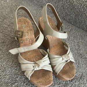 Korks platform wedge sandals